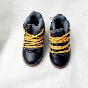 Oshkosh Booties For Toddler